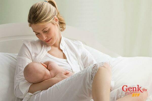 Phụ nữ sinh con muộn có nguy cơ cao mắc ung thư buồng trứng