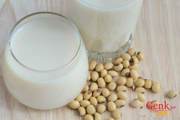 Bệnh nhân ung thư bàng quang có thể uống sữa đậu nành tự làm
