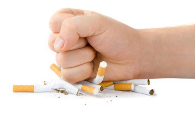 Người bị viêm loét dạ dày tá tràng không nên hút thuốc lá
