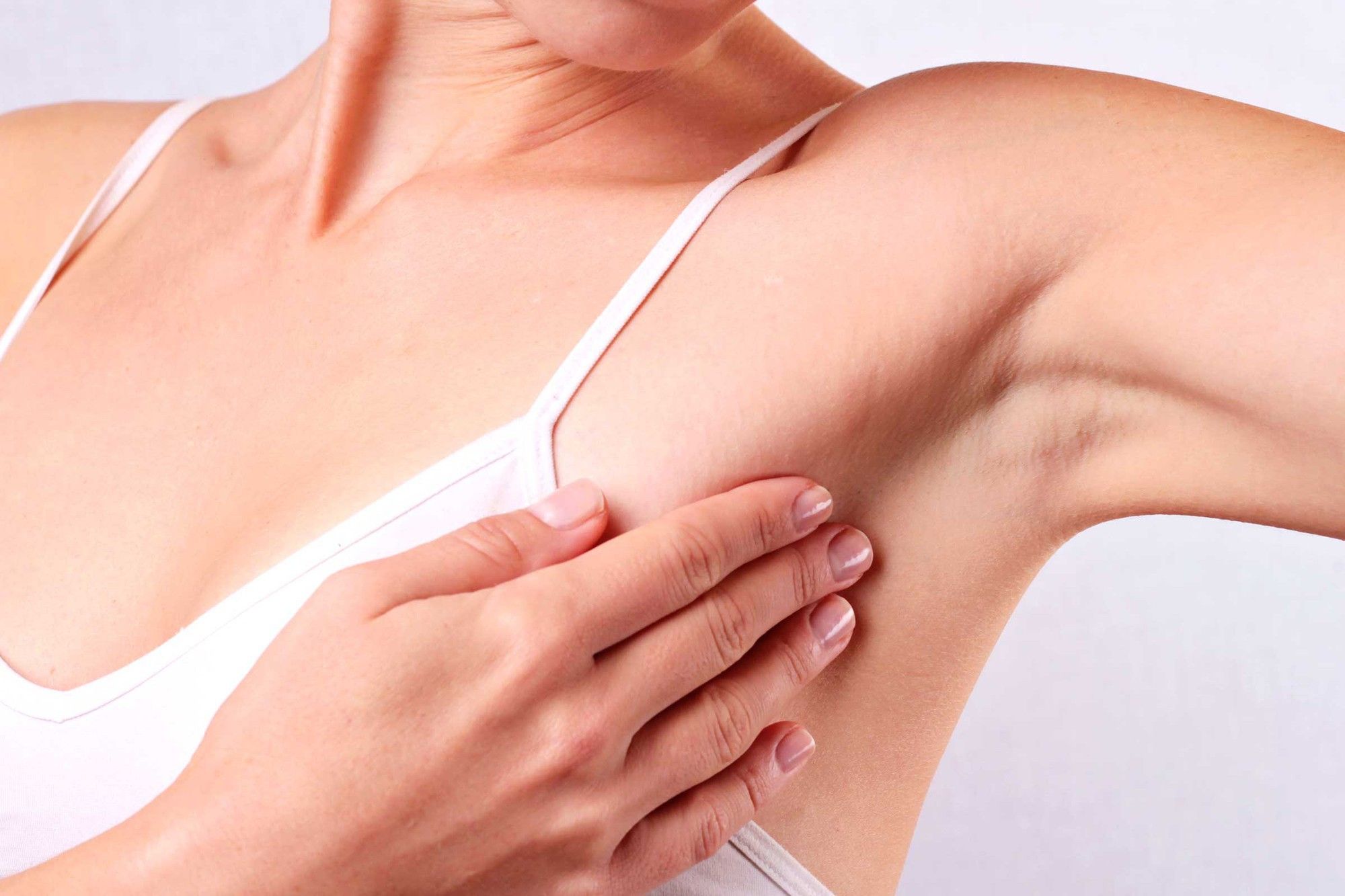 Ung thư vú là bệnh phổ biến ở nữ giới, đang ngày càng gia tăng và trẻ hóa