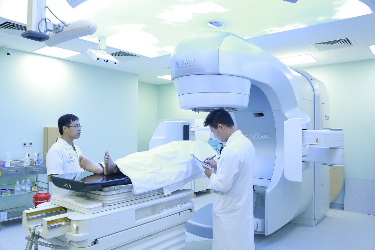 Quá trình tiến hành xạ trị ung thư máu