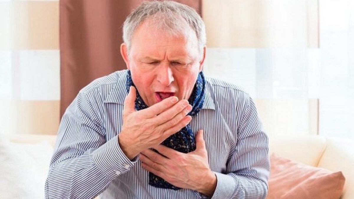 Ho dai dẳng, ho khan là triệu chứng của ung thư phổi thường gặp
