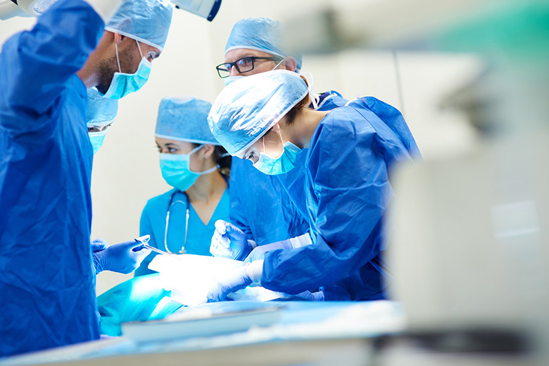Bệnh nhân ung thư đại tràng giai đoạn đầu sẽ được phẫu thuật loại bỏ khối u