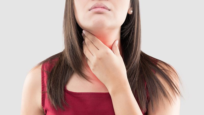 Tác dụng phụ xạ trị ung thư tại vùng cổ khiến người bệnh khó nuốt, ăn uống gặp khó khăn