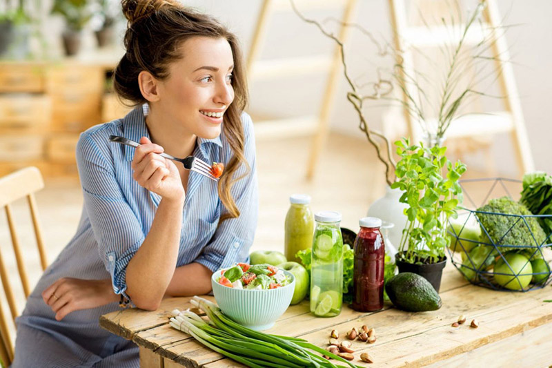 Một chế độ ăn uống lành mạnh sẽ góp phần hạn chế nguy cơ mắc bệnh ung thư dạ dày
