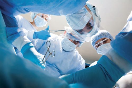 Phẫu thuật là một trong những phương pháo điều trị chính cho bệnh nhân ung thư tuyến tiền liệt